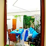 Luxury Dvor *