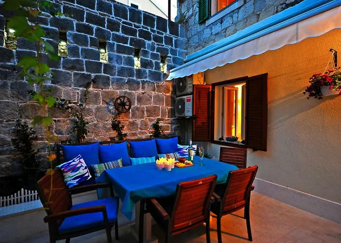 Luxury Dvor Apartamento *