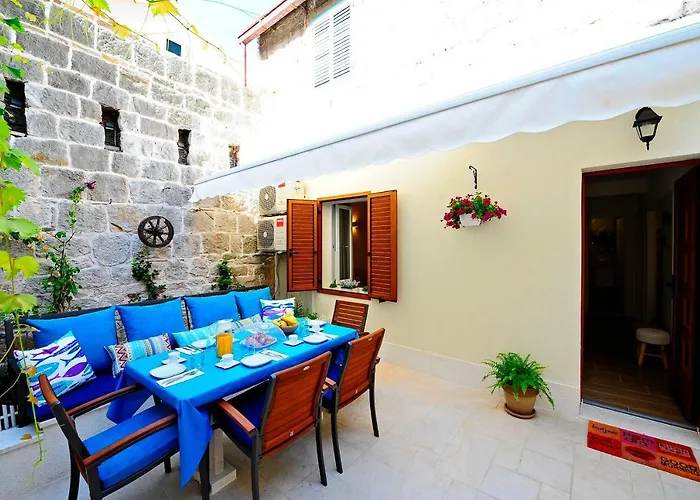 Luxury Dvor Apartamento