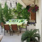 Appartamento Luxury Dvor